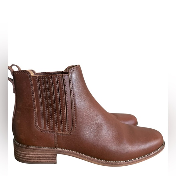 Madewell Flat Chelsea Boots in Leather J8295 - Picture 4 of 16